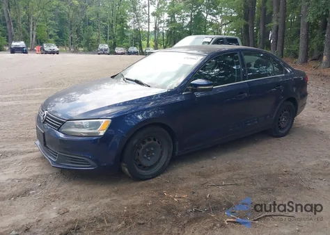 2013 Volkswagen Jetta 2.5L Se from USA, damaged, VIN 3VWDP7AJ6DM356188
